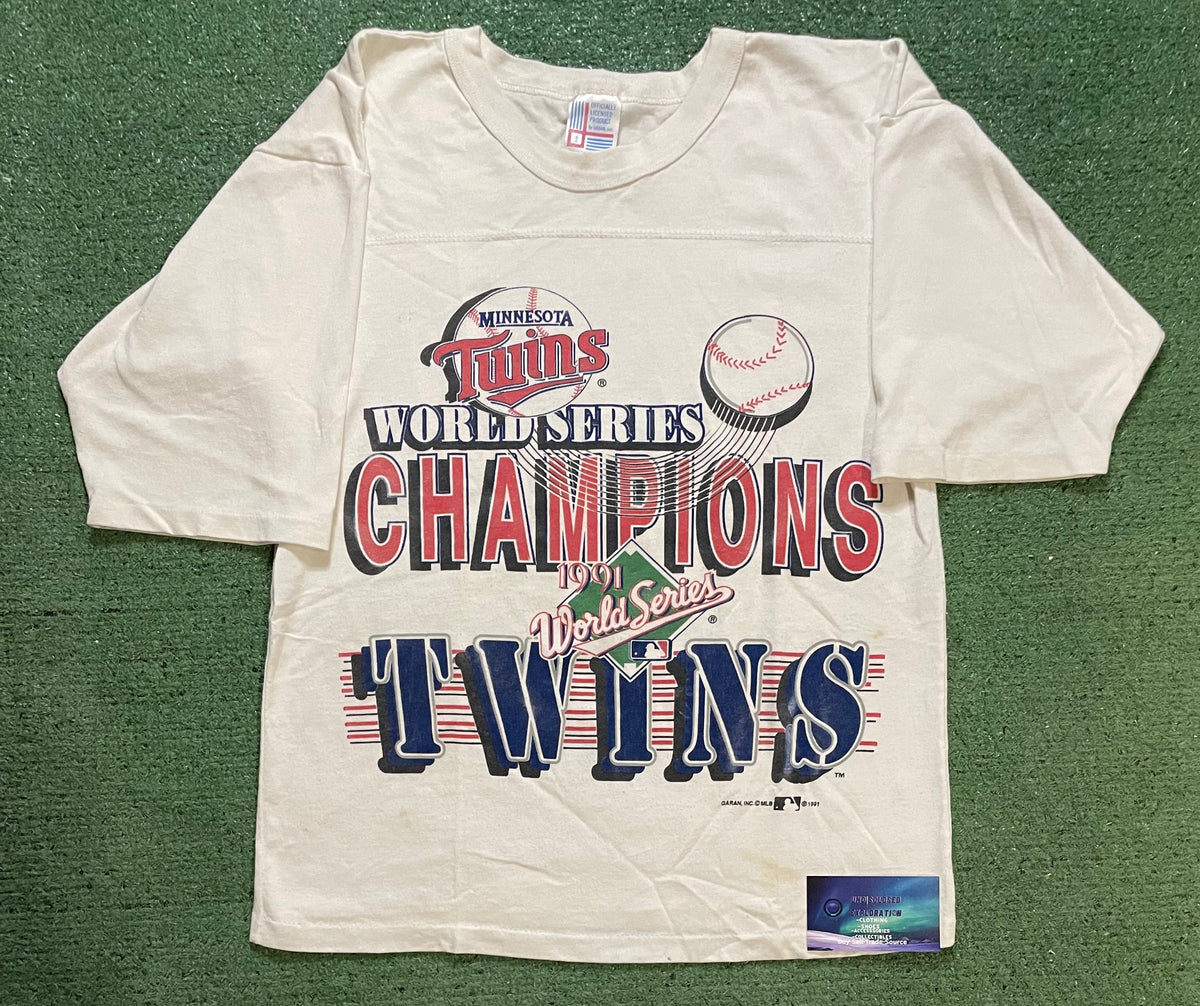 Vintage 1990s Minnesota twins World Series Champions tee