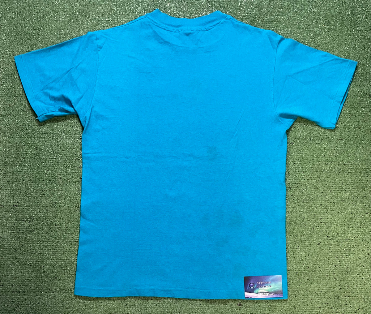 Vintage 1990s Maui blue surfing tee